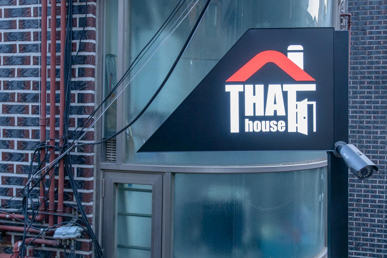 That House Itaewon Seoul Bagian luar foto